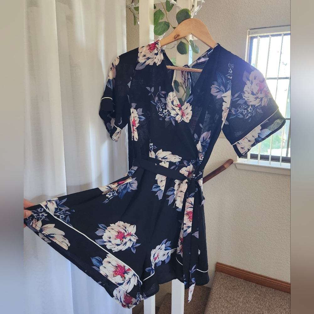 Francesca's/Trixx Kimono Black Floral Romper